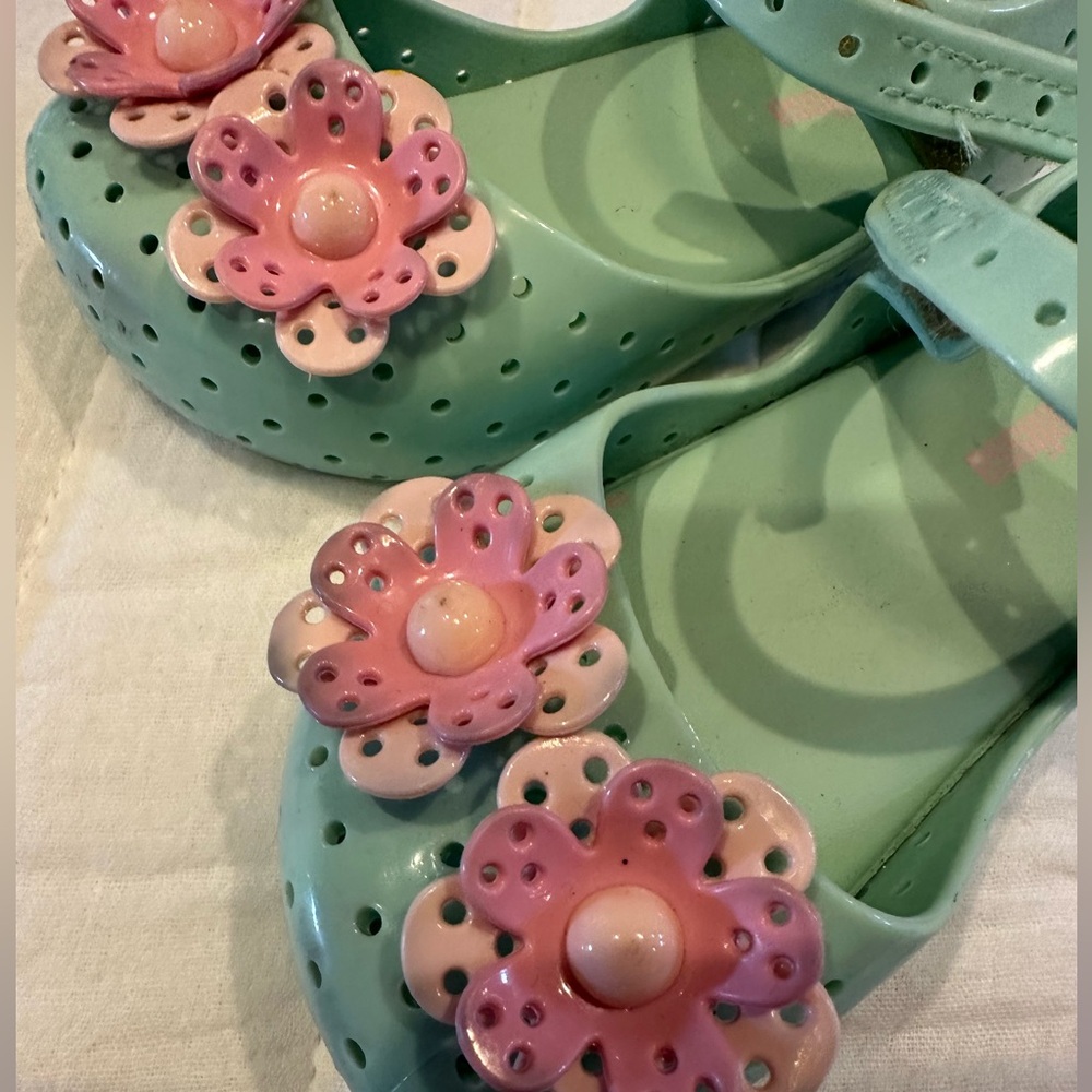 Mini Melissa Mint Sandals with Pink Floral Accent